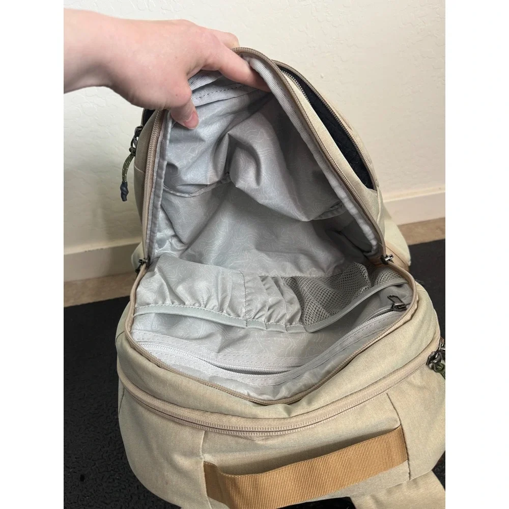 Stio Basin Daypack 35L Durable Travel‎ Gorpcore Hiking Camping Outdoors